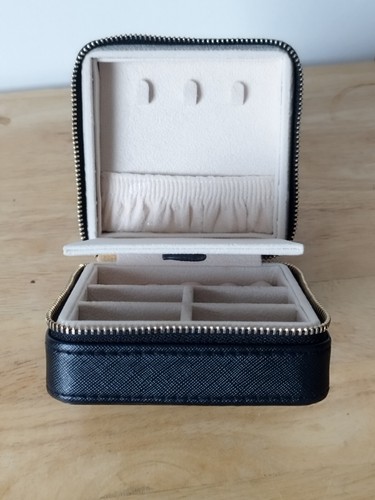 Lesley jewelry box luxury - jewelry,