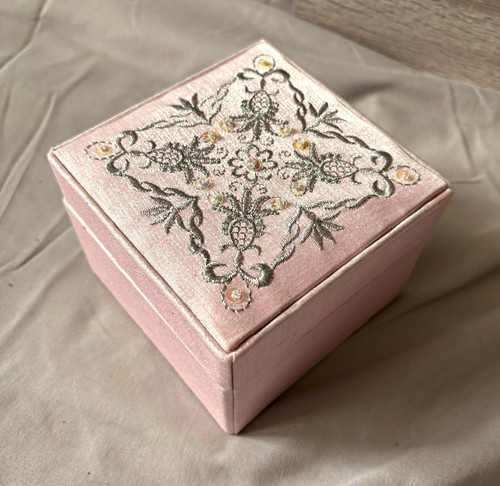 Pink square fabric - , lined